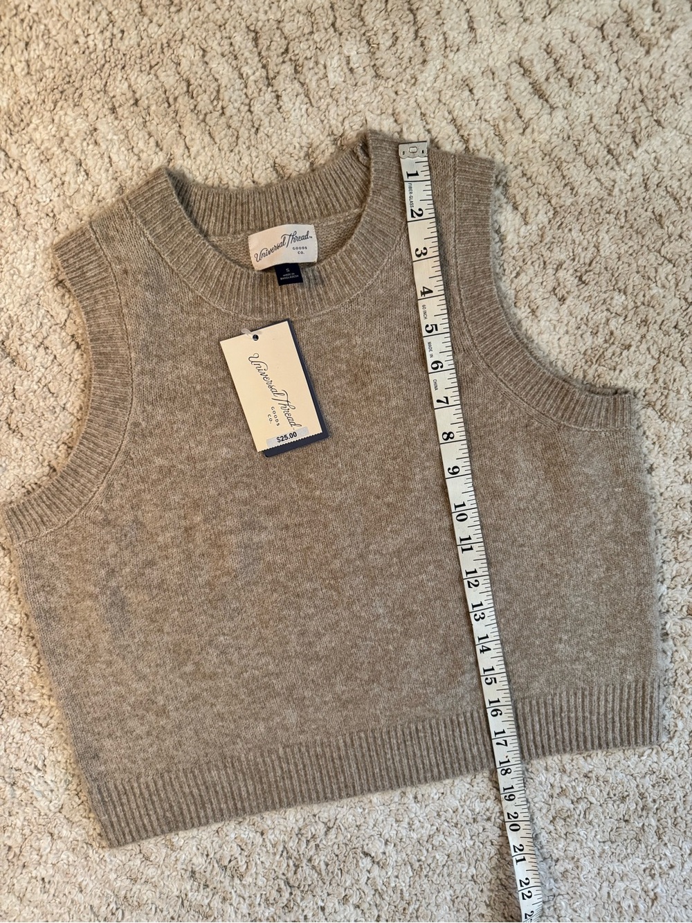 Universal Thread women's tan sleeveless sweater vest - size S - NWT - Picture 6 of 6